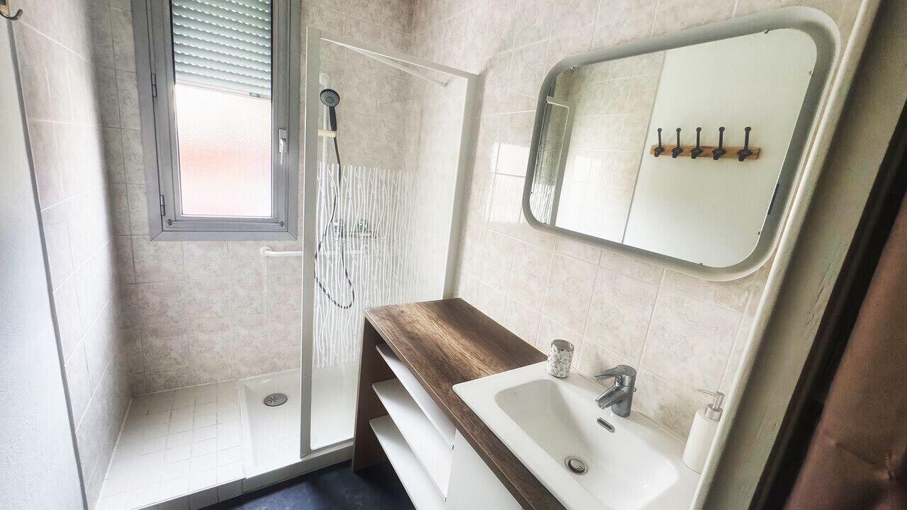 Photo of Bathroom in Eybens