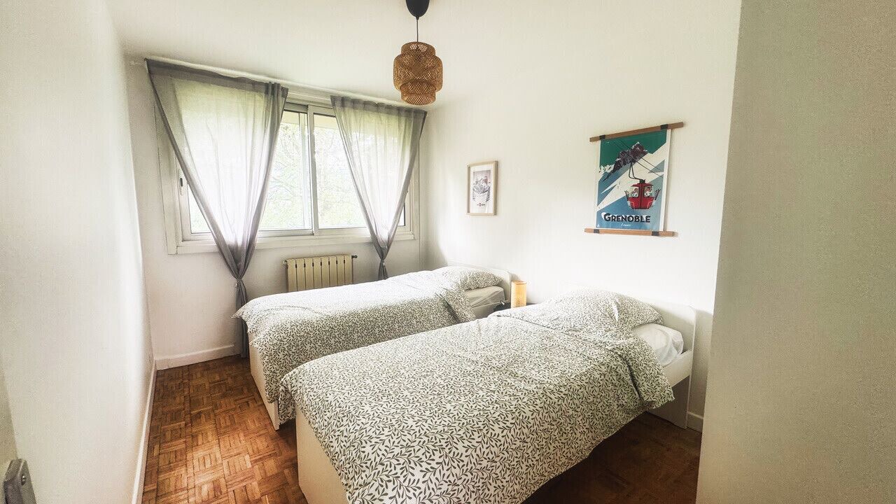 Photo of Bedroom in Eybens