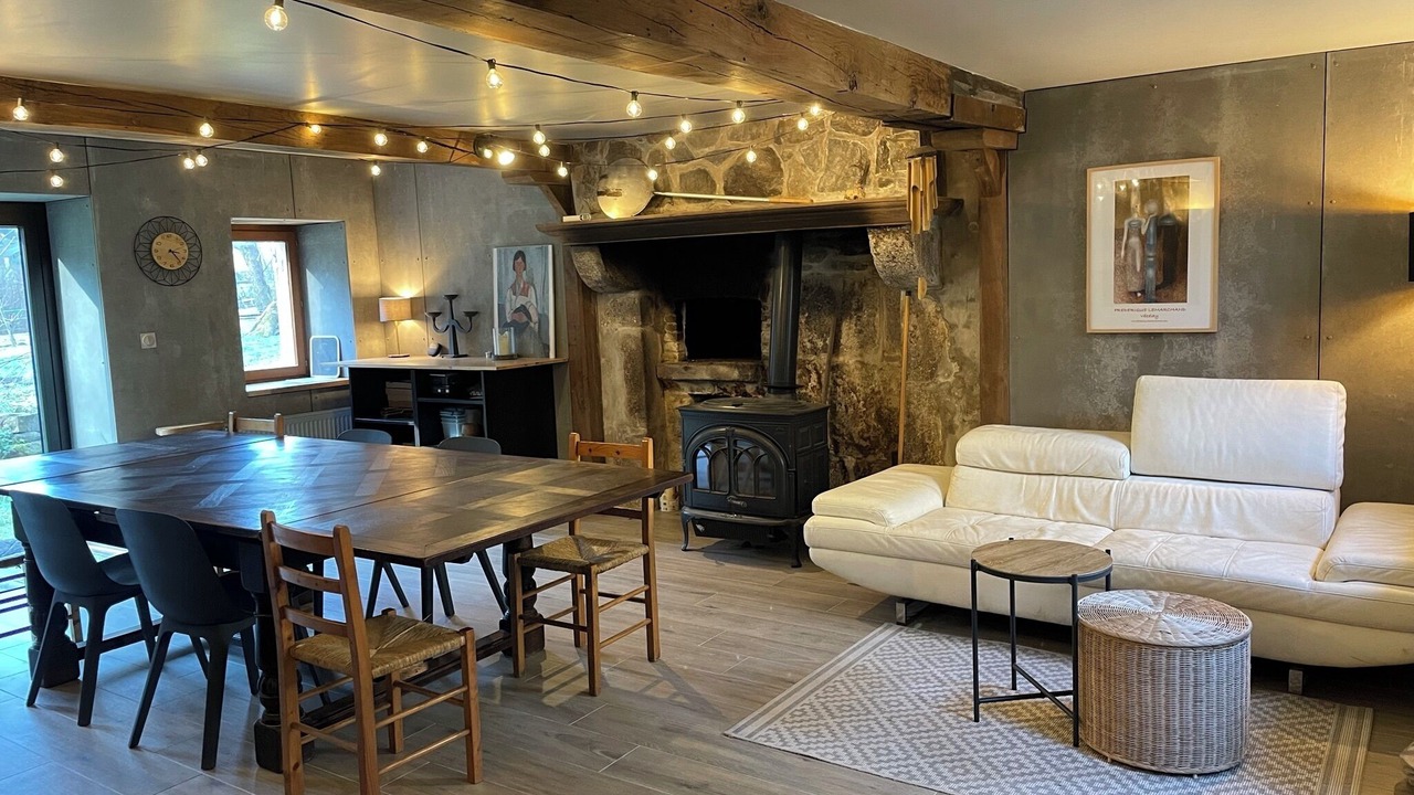 Photo of Livingroom in Saint-Andre-en-Morvan