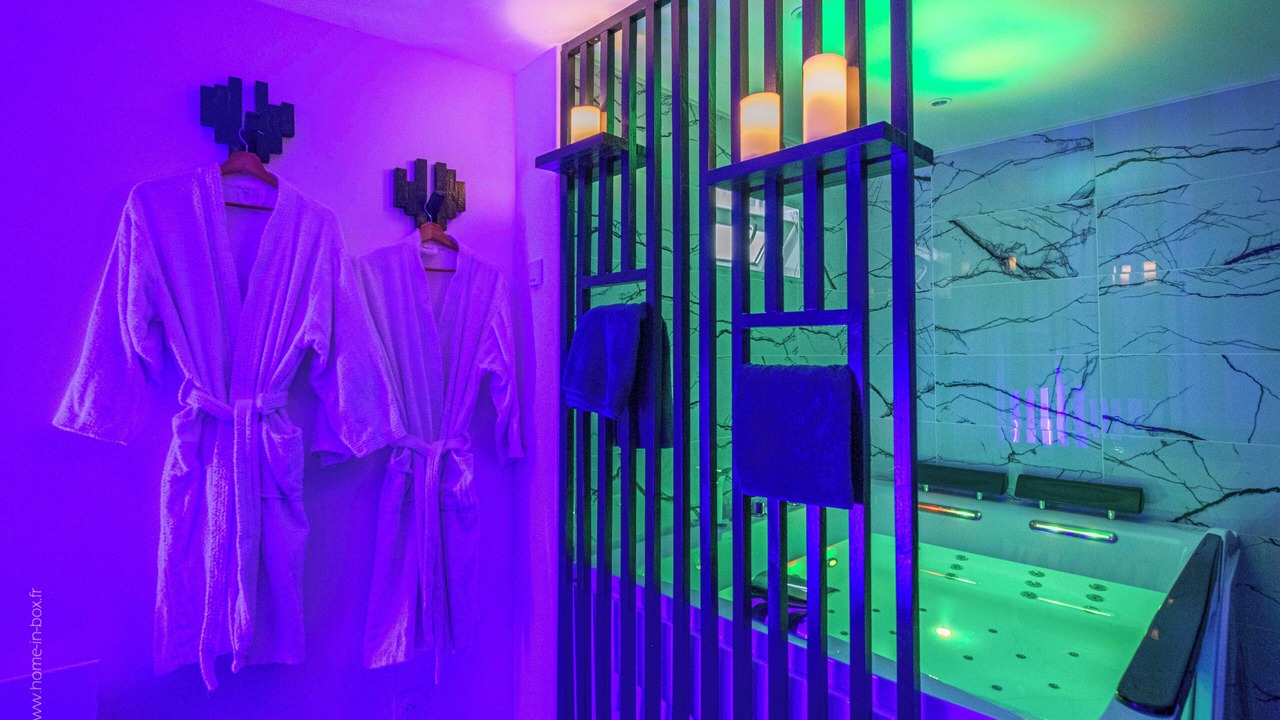 Photo of Bathroom in Longjumeau