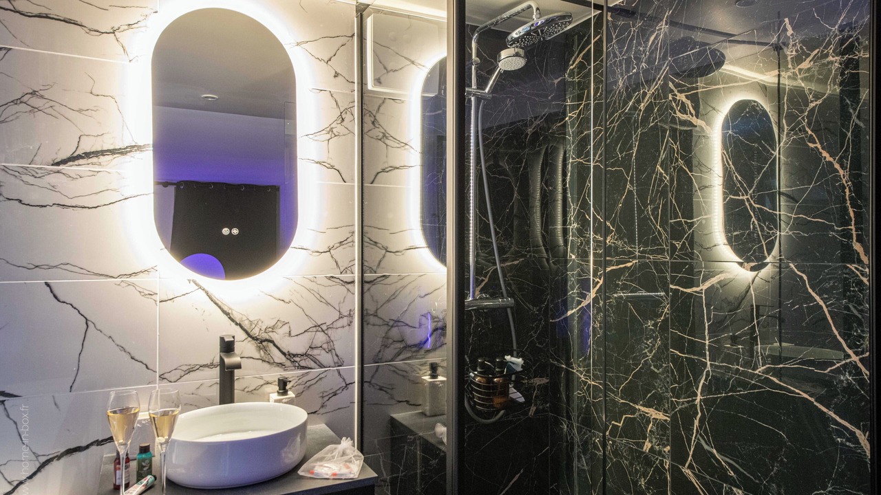 Photo of Bathroom in Longjumeau