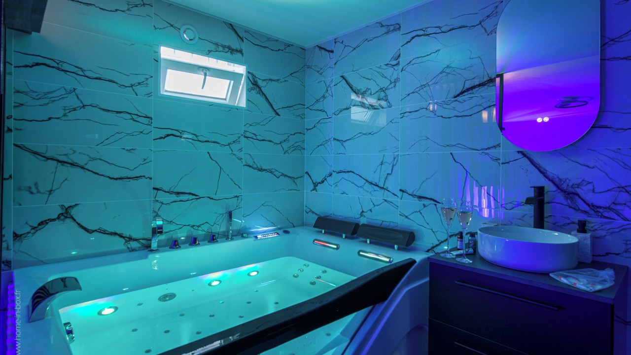 Photo of Bathroom in Longjumeau