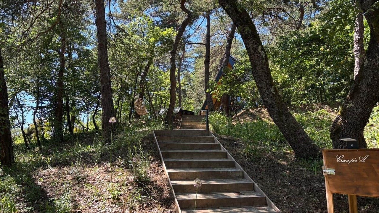 Photo of Outdoor in Bathernay