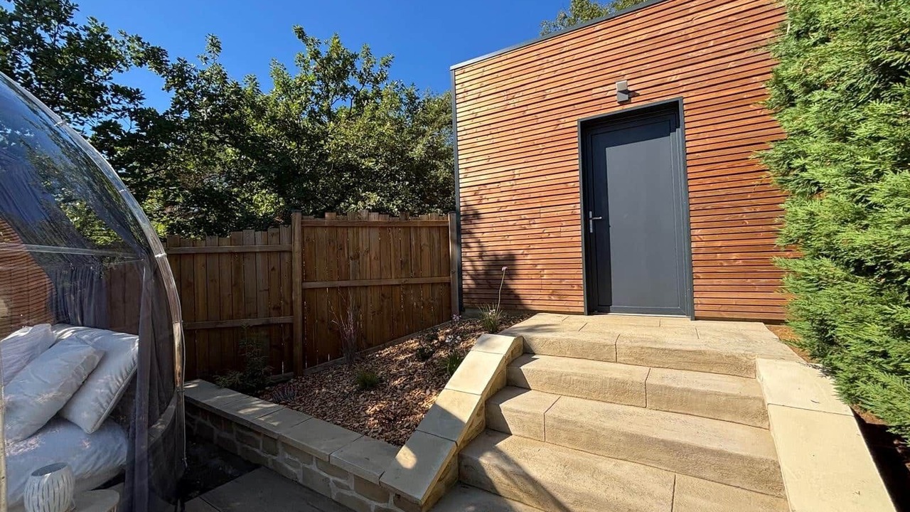 Photo of Patio Balcony in Bathernay