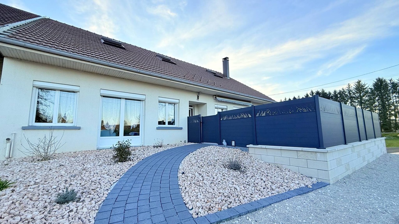 Photo of Outdoor in Vercel-Villedieu-le-Camp