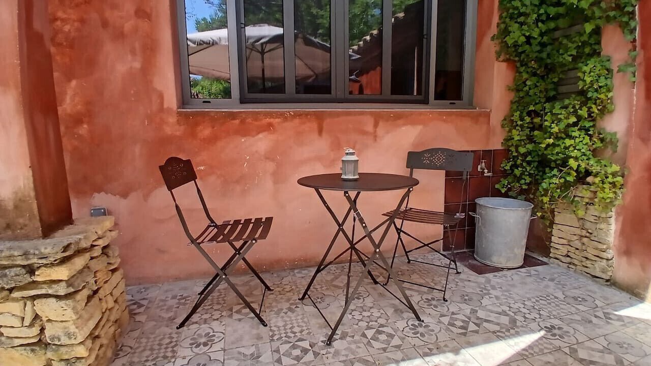 Photo of Patio Balcony in Entrechaux