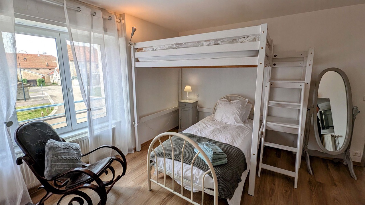 Photo of Bedroom in Semmadon
