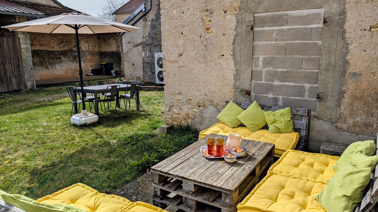 Photo of Outdoor in Semmadon