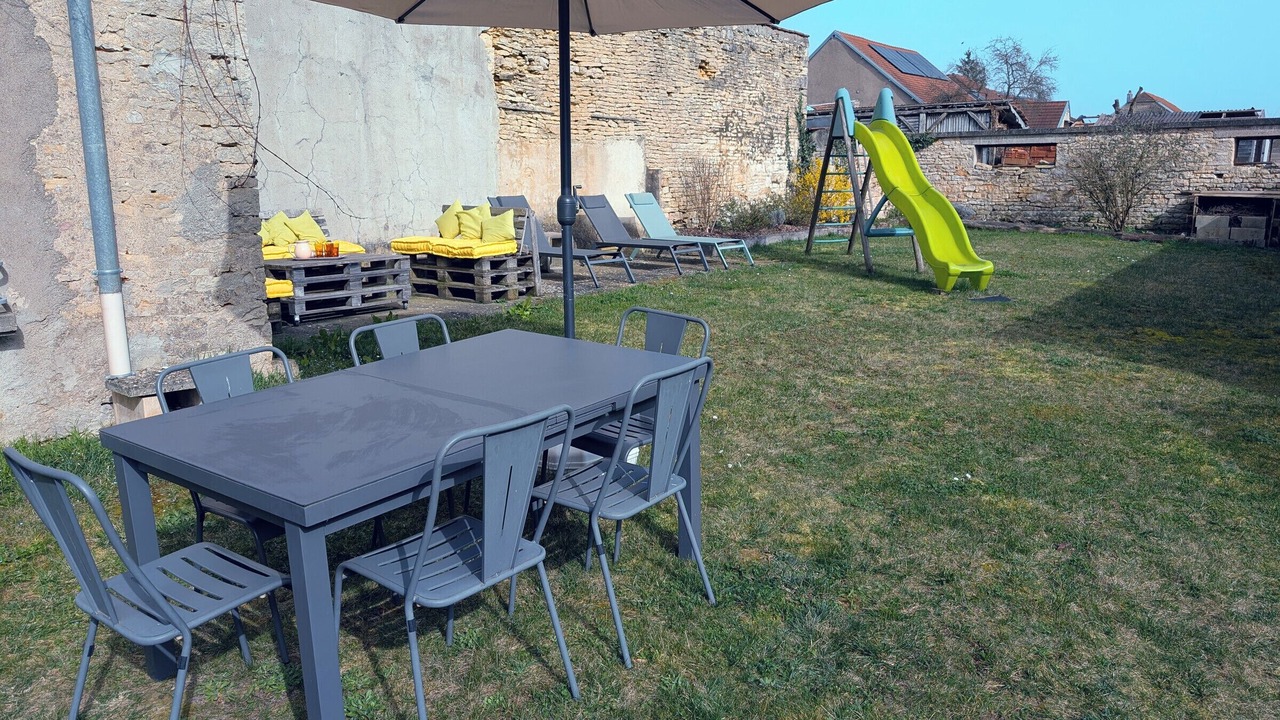 Photo of Outdoor in Semmadon