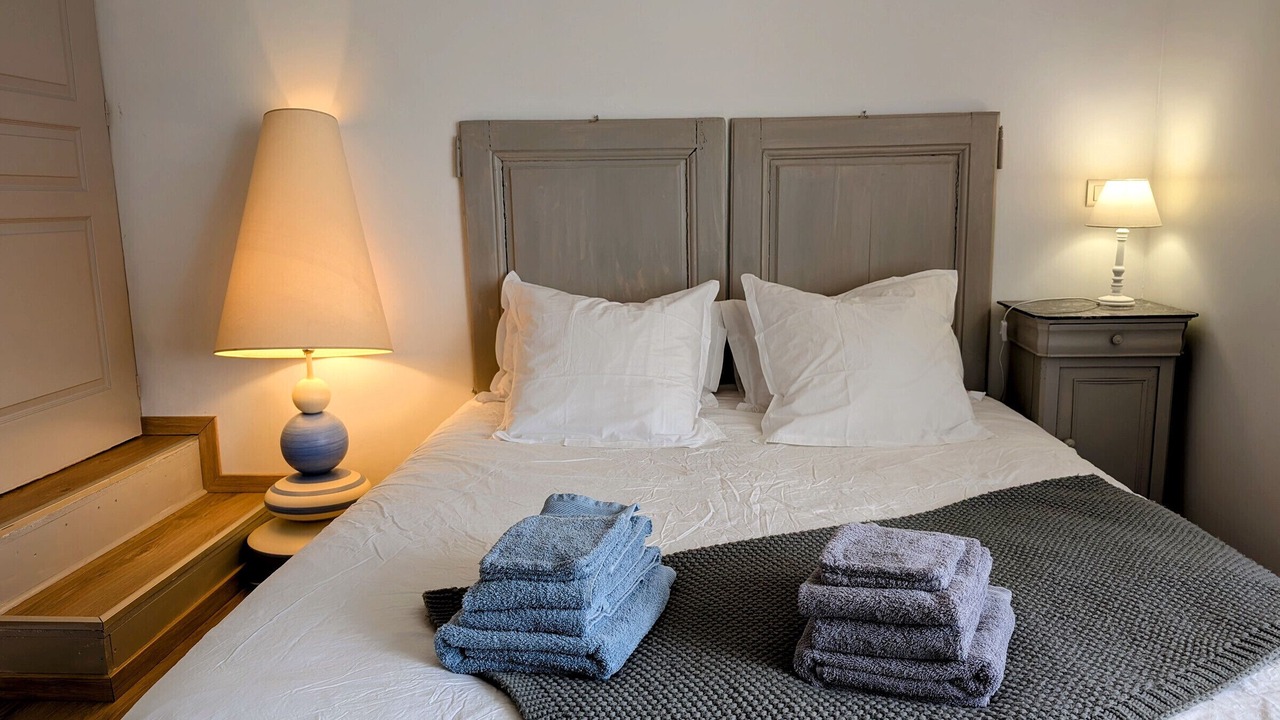 Photo of Bedroom in Semmadon