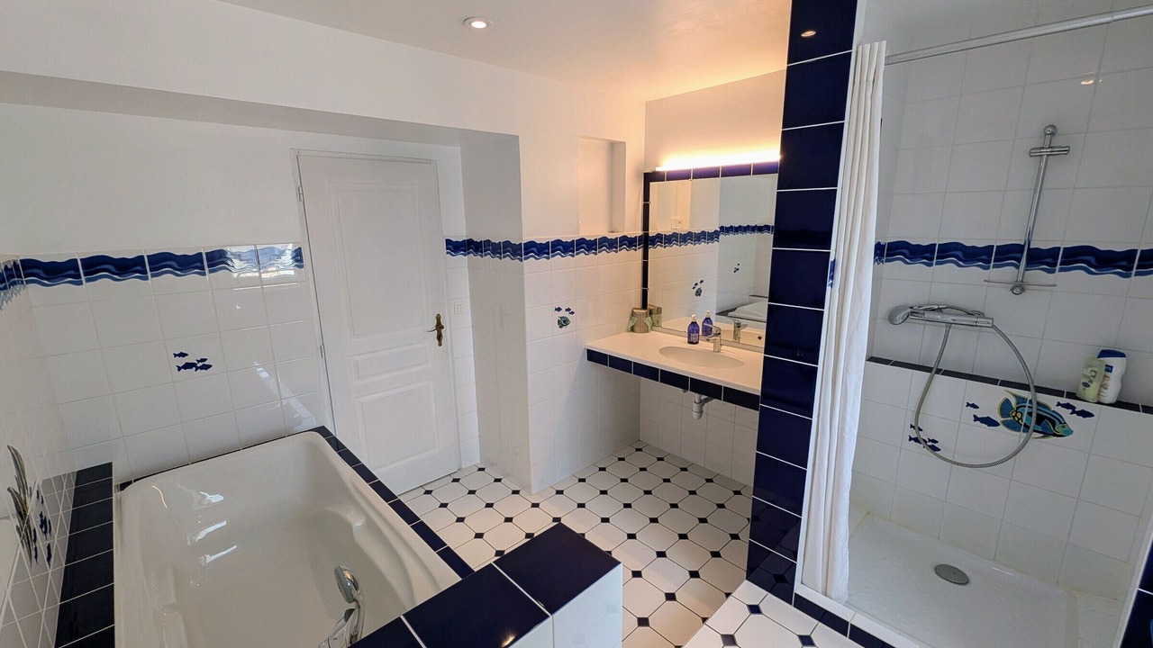 Photo of Bathroom in Semmadon