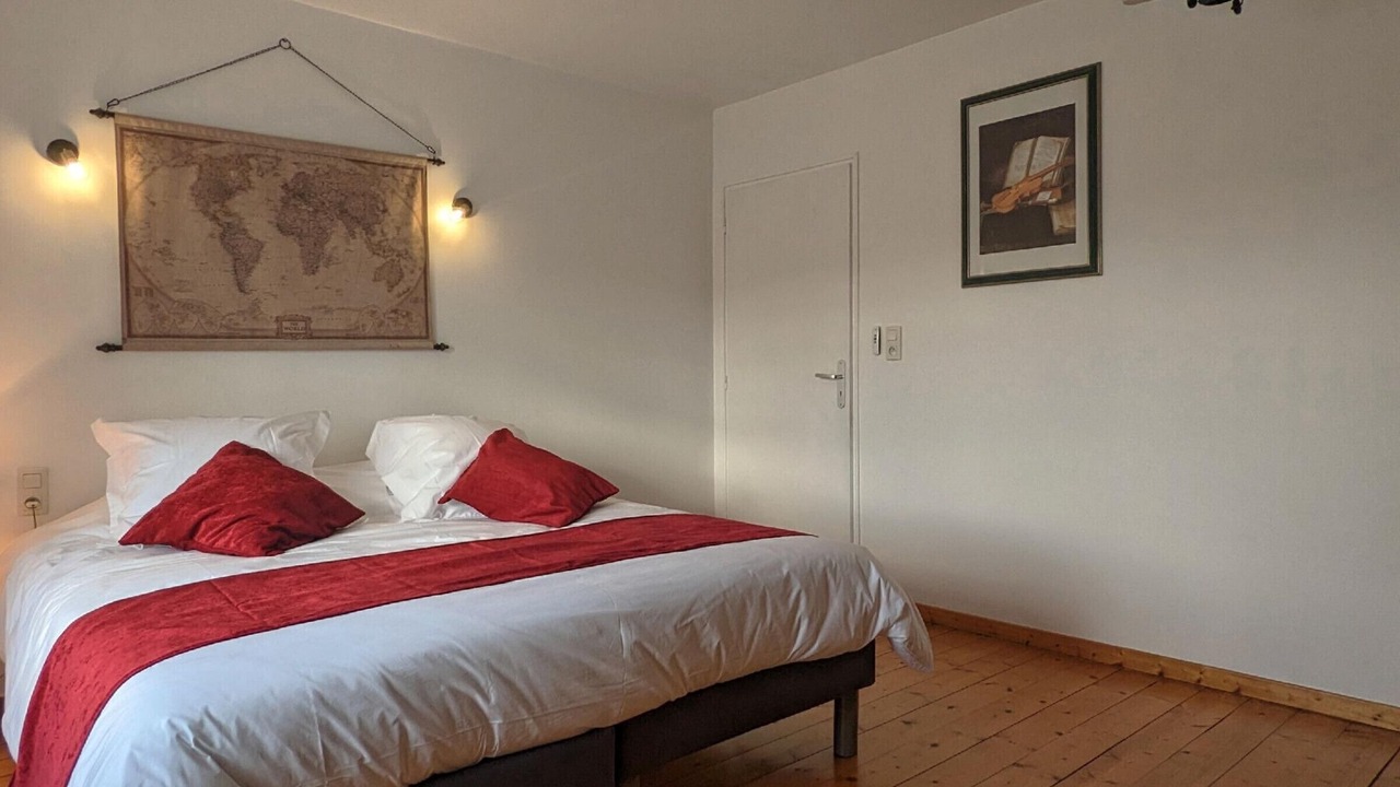 Photo of Bedroom in Beaumotte-Aubertans