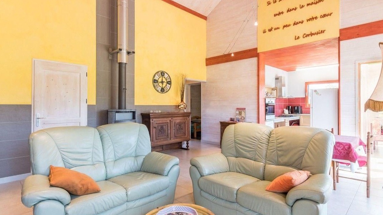 Photo of Livingroom in Frahier-et-Chatebier