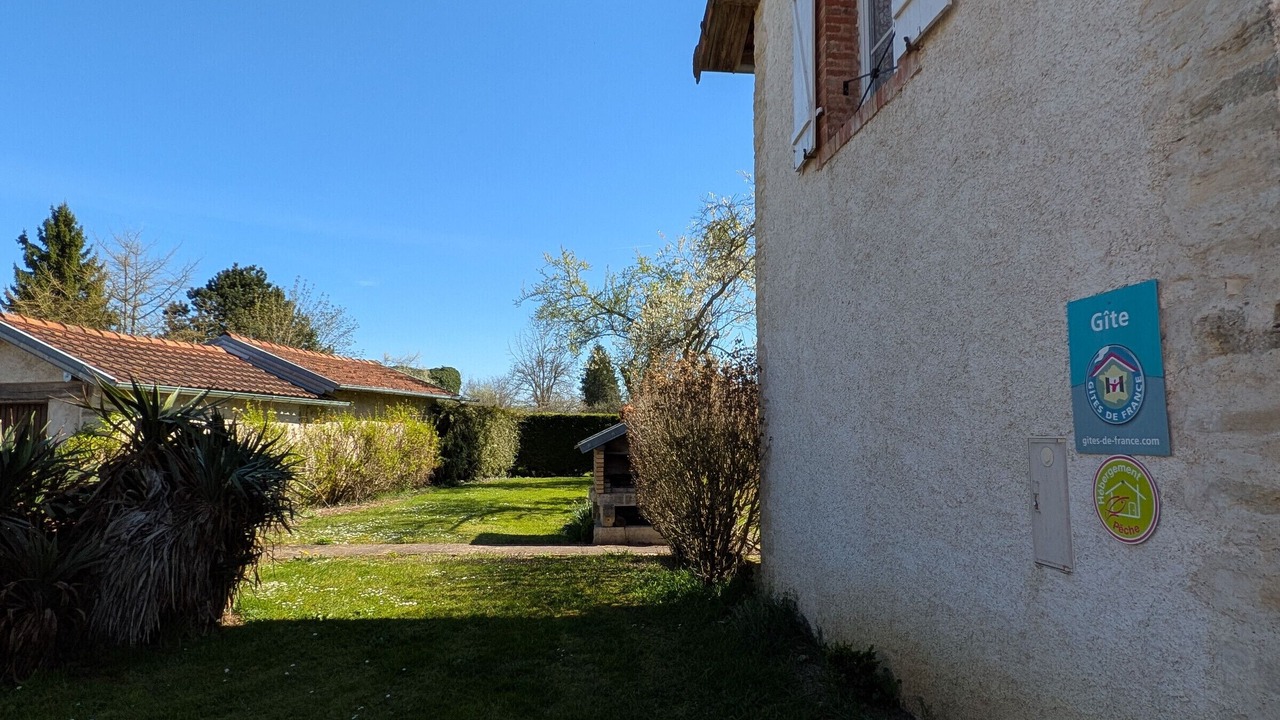 Photo of Outdoor in La Roche-Morey