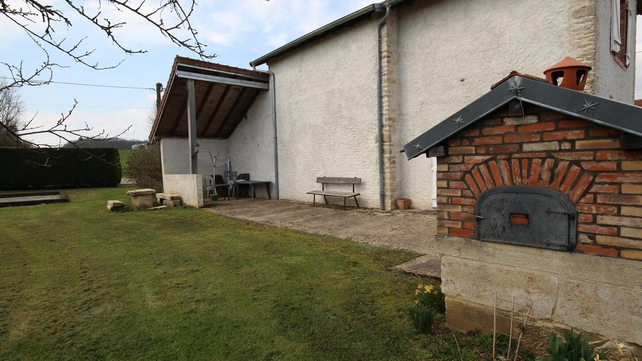 Photo of Outdoor in La Roche-Morey