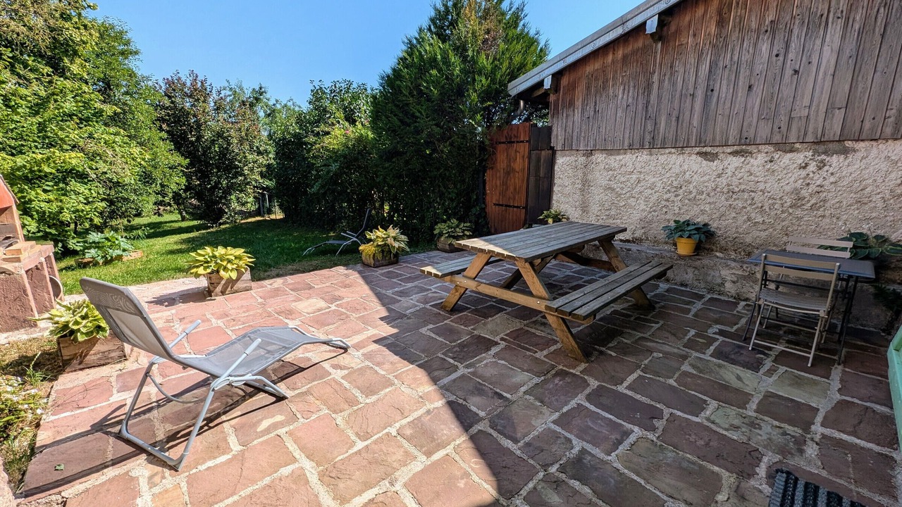 Photo of Outdoor in Equevilley