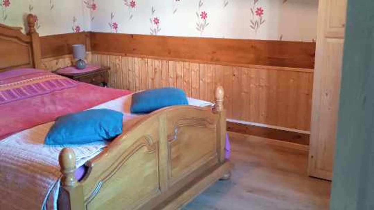 Photo of Bedroom in Saint-Bresson