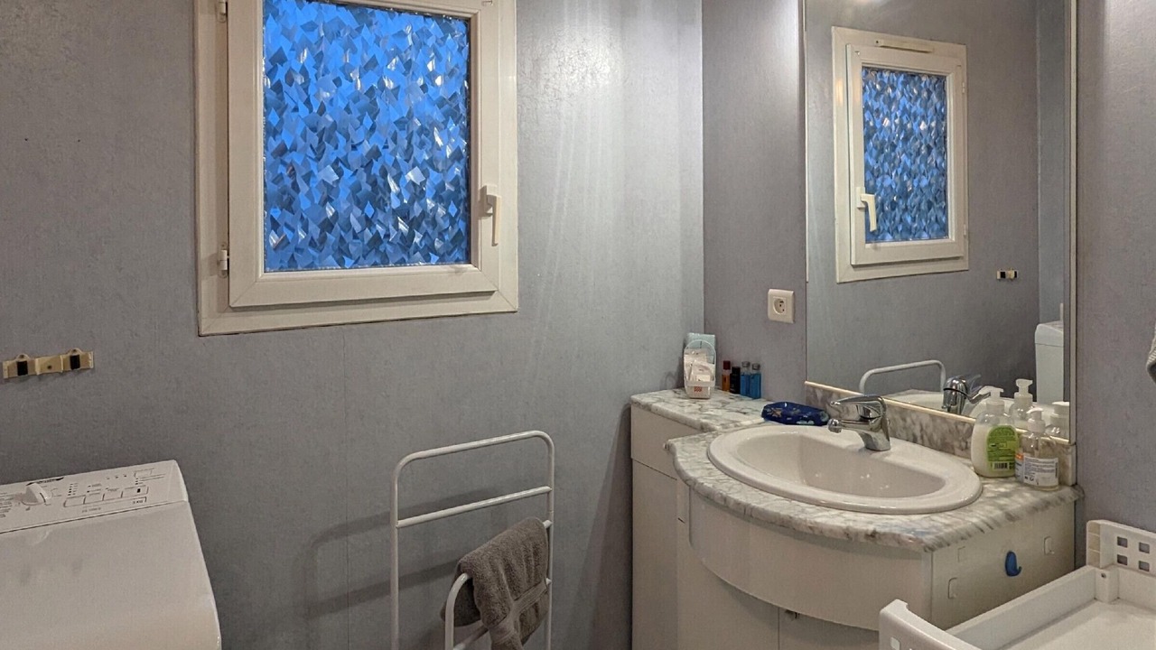 Photo of Bathroom in Velet