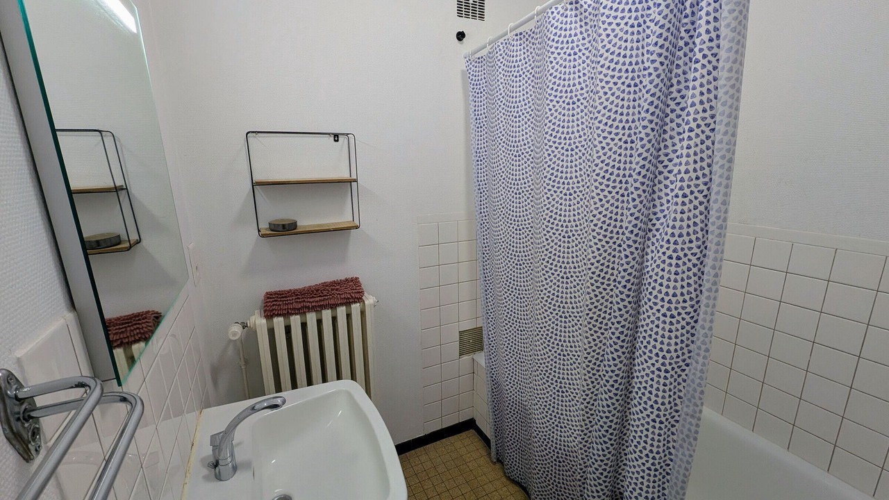 Photo of Bathroom in Travexin