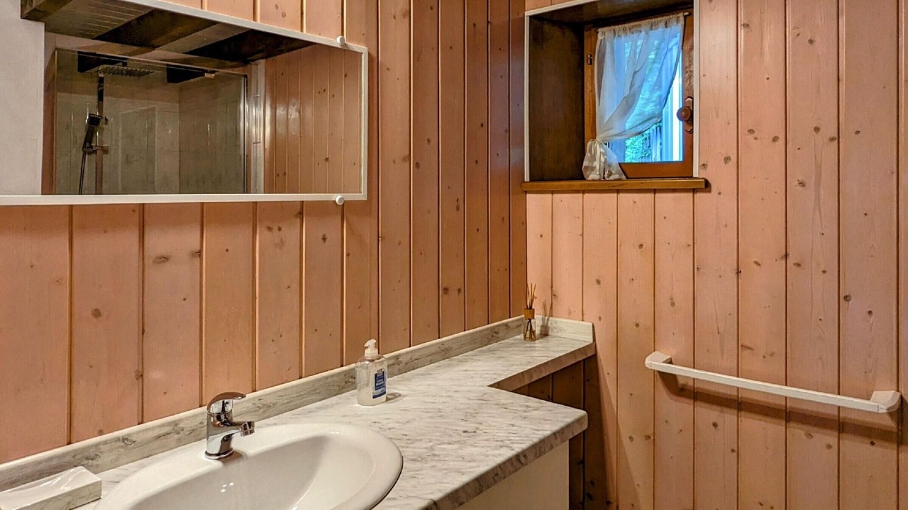 Photo of Bathroom in Saint-Bresson