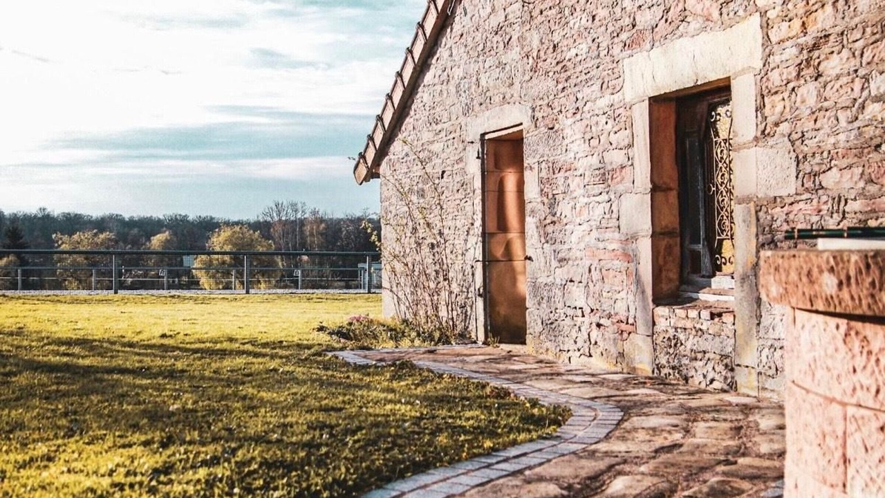 Photo of Outdoor in Faymont