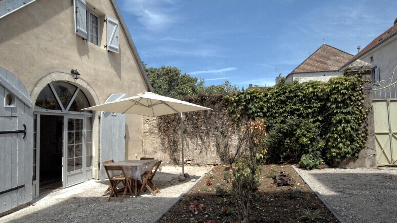 Photo of Outdoor in Montagney