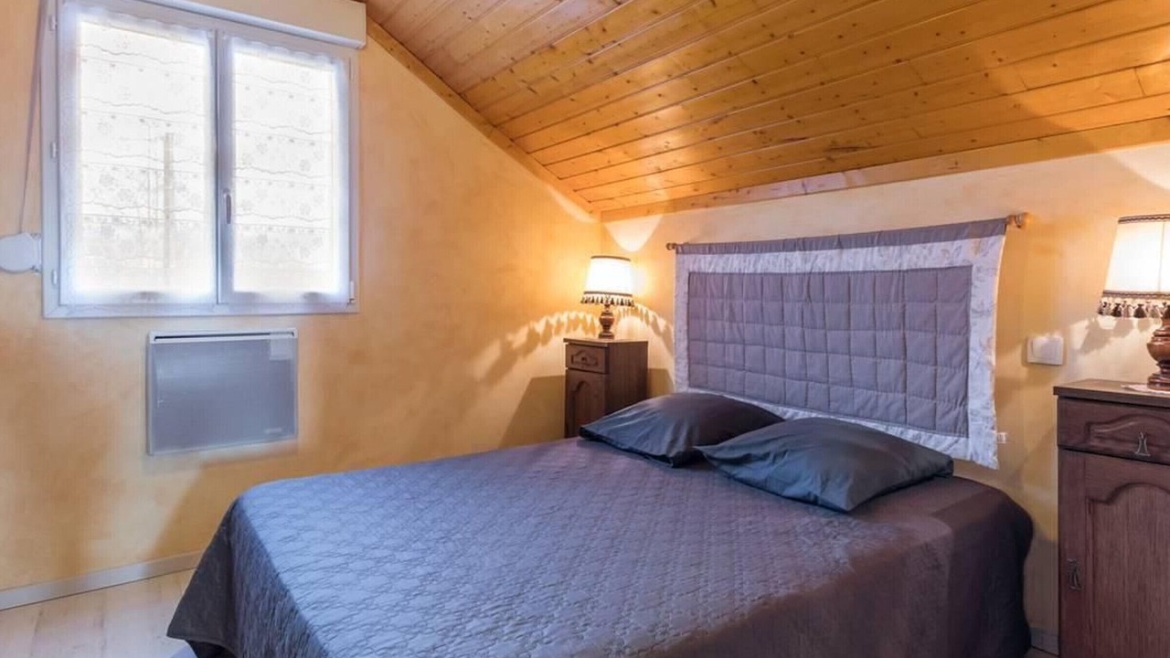 Photo of Bedroom in Ternuay-Melay-et-Saint-Hilaire