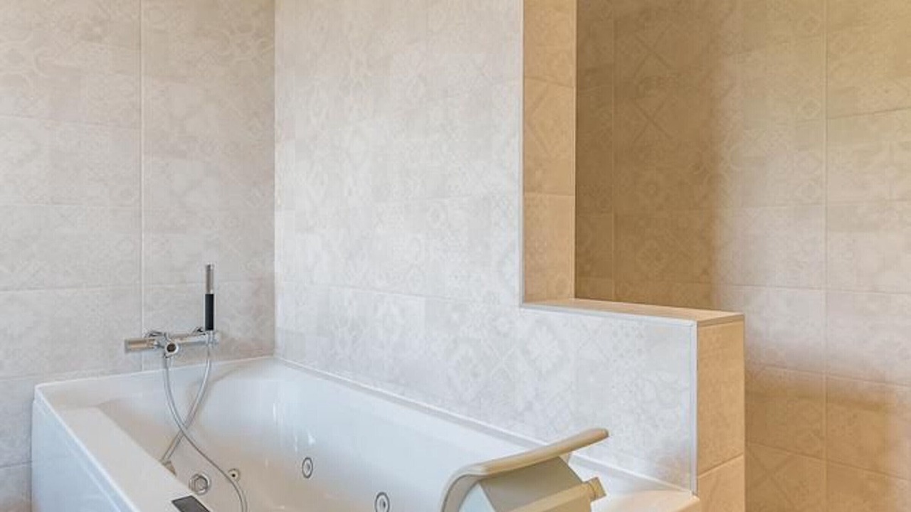 Photo of Bathroom in Gy