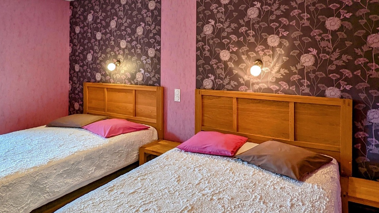 Photo of Bedroom in Saint-Bresson