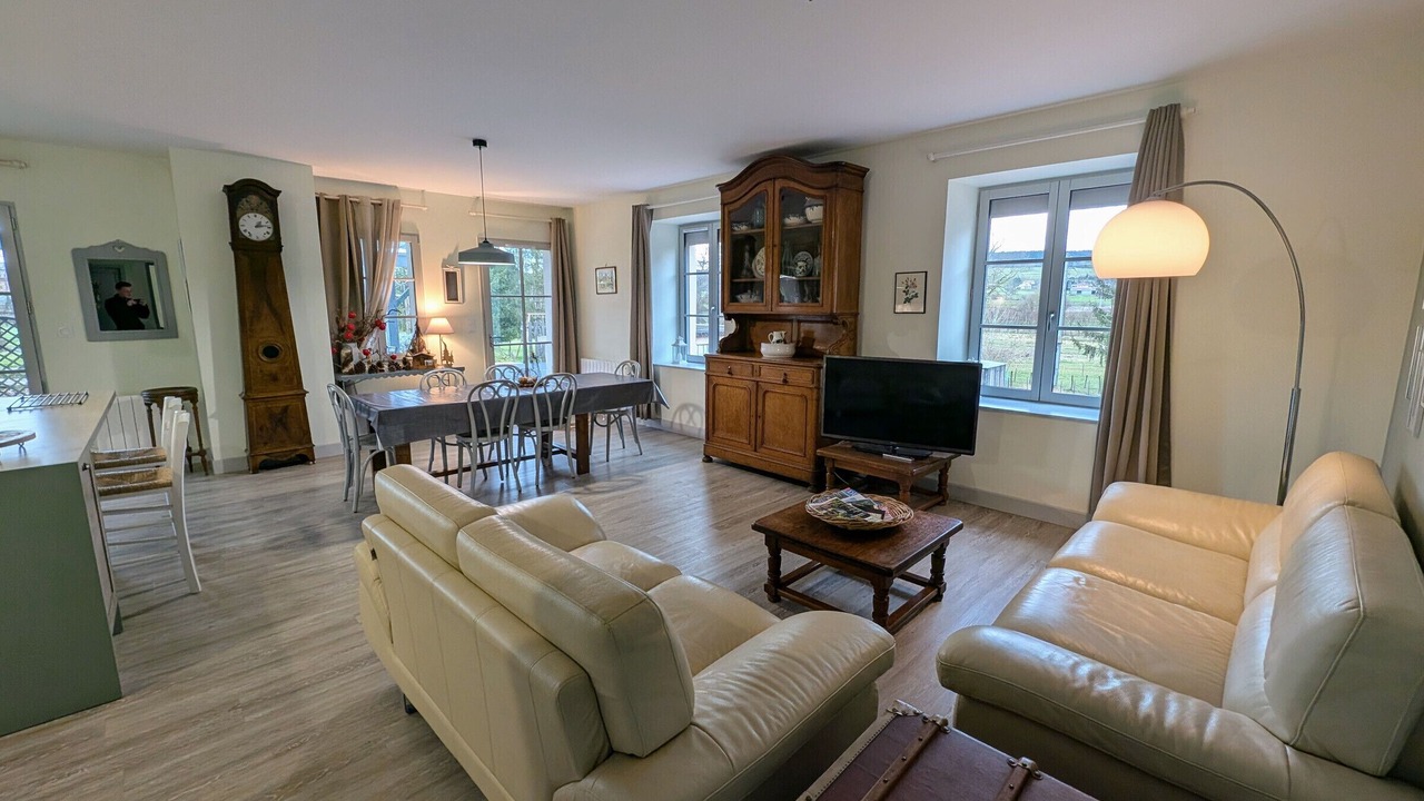 Photo of Livingroom in Gy