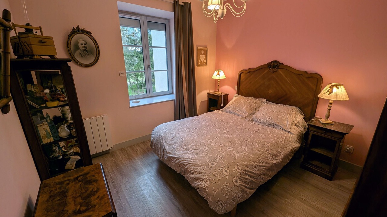 Photo of Bedroom in Gy