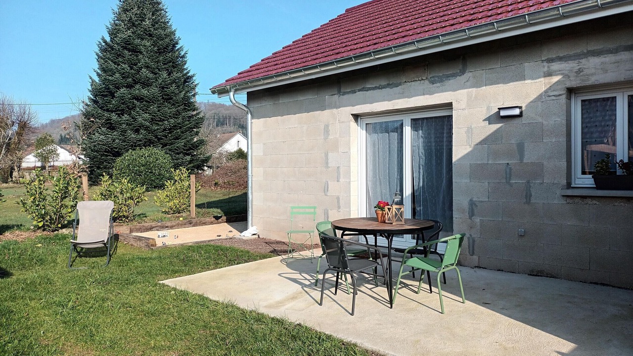 Photo of Outdoor in Amage