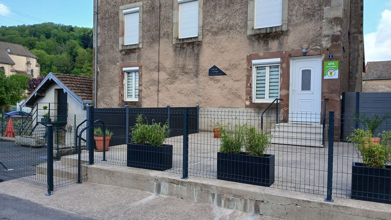 Photo of Outdoor in Raddon-et-Chapendu