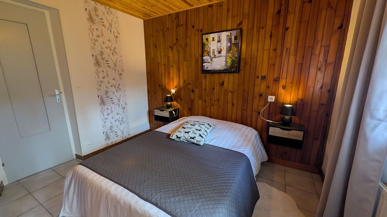 Photo of Bedroom in Saint-Bresson