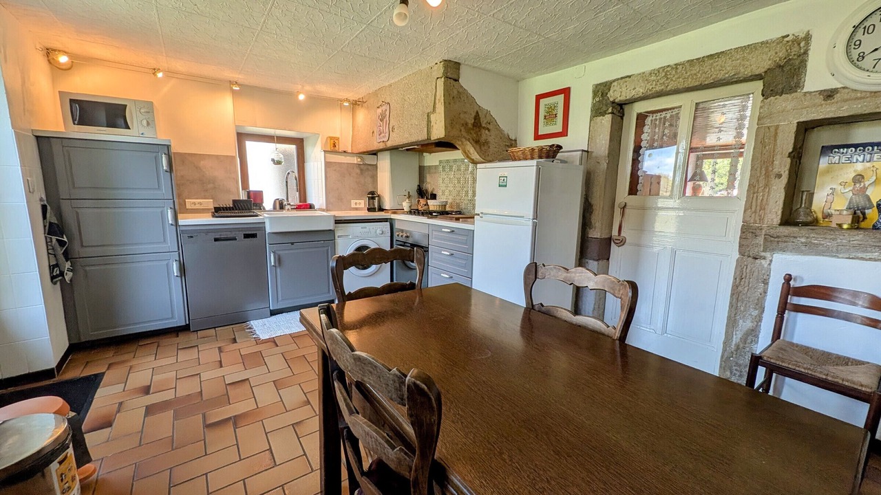 Photo of Kitchen in Saint-Bresson