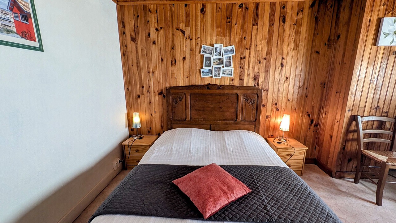 Photo of Bedroom in Saint-Bresson