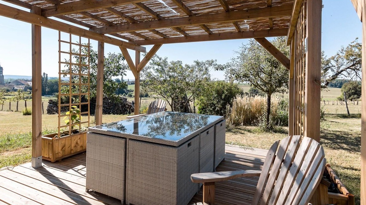 Photo of Patio Balcony in Vy-le-Ferroux