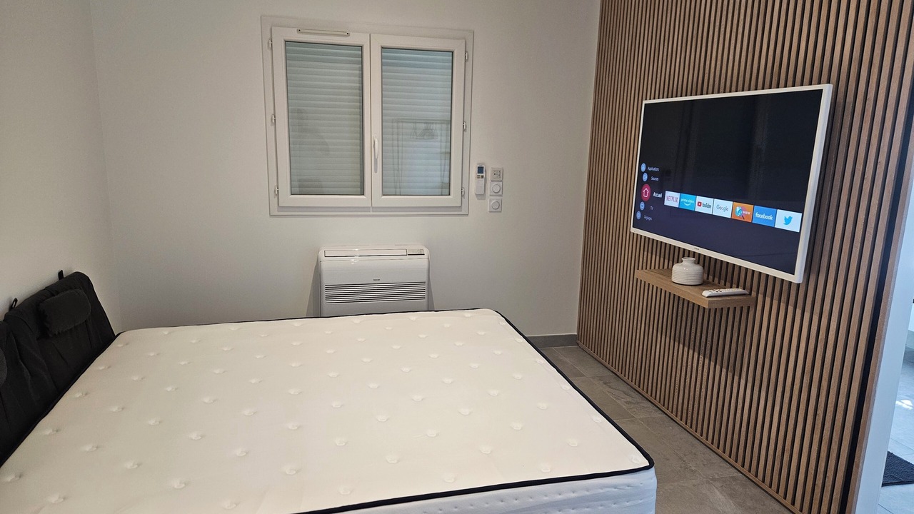 Photo of Bedroom in Malataverne