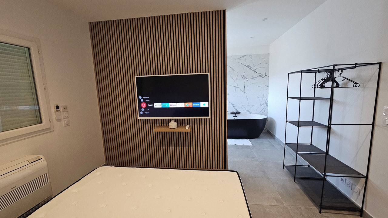 Photo of Bedroom in Malataverne