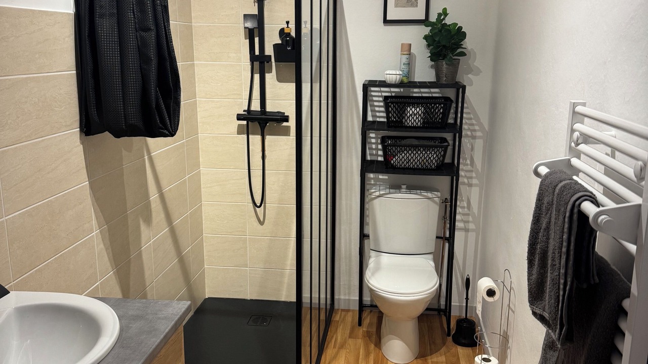 Photo of Bathroom in Damparis