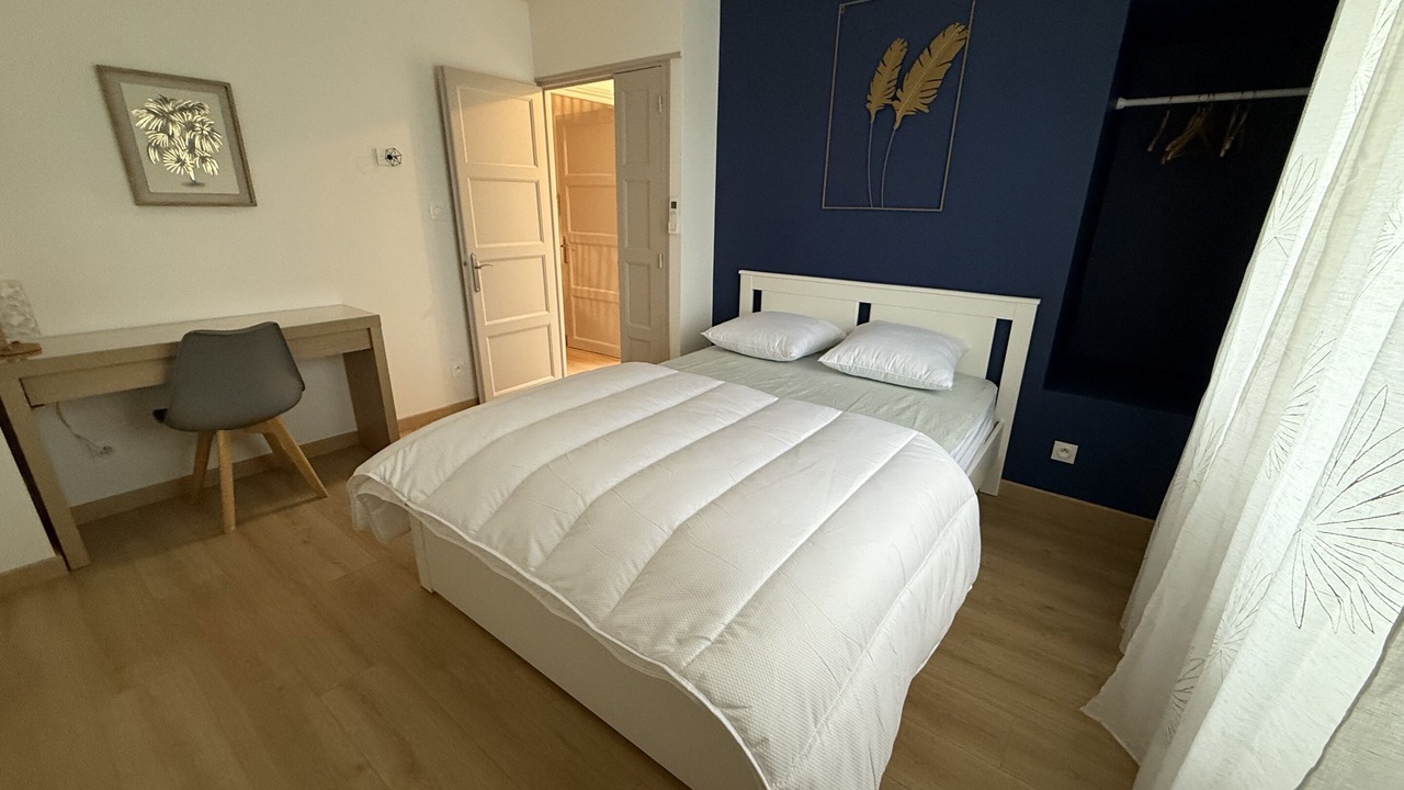 Photo of Bedroom in Saint-Laurent-dAndenay