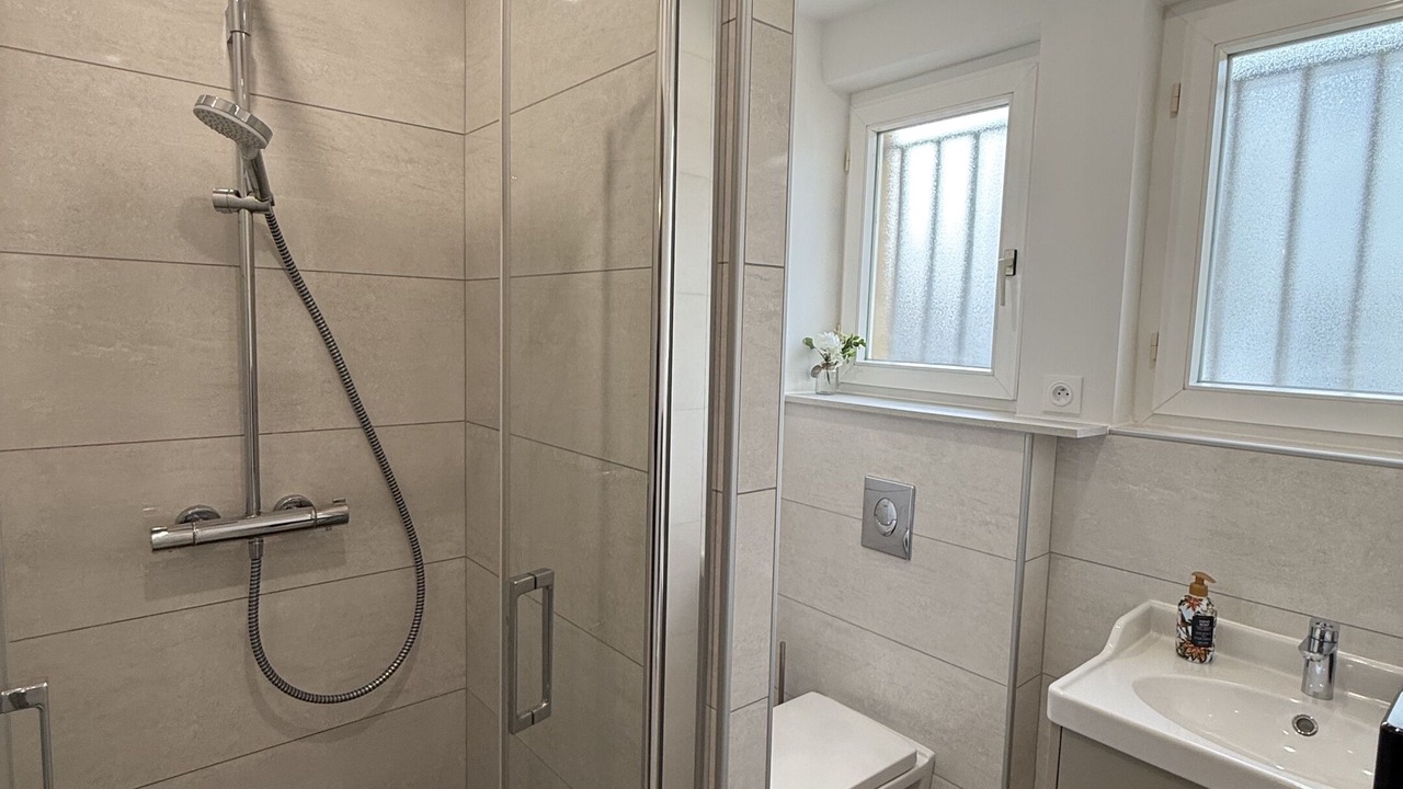 Photo of Bathroom in Saint-Laurent-dAndenay