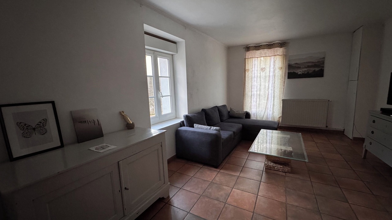 Photo of Livingroom in Champvans