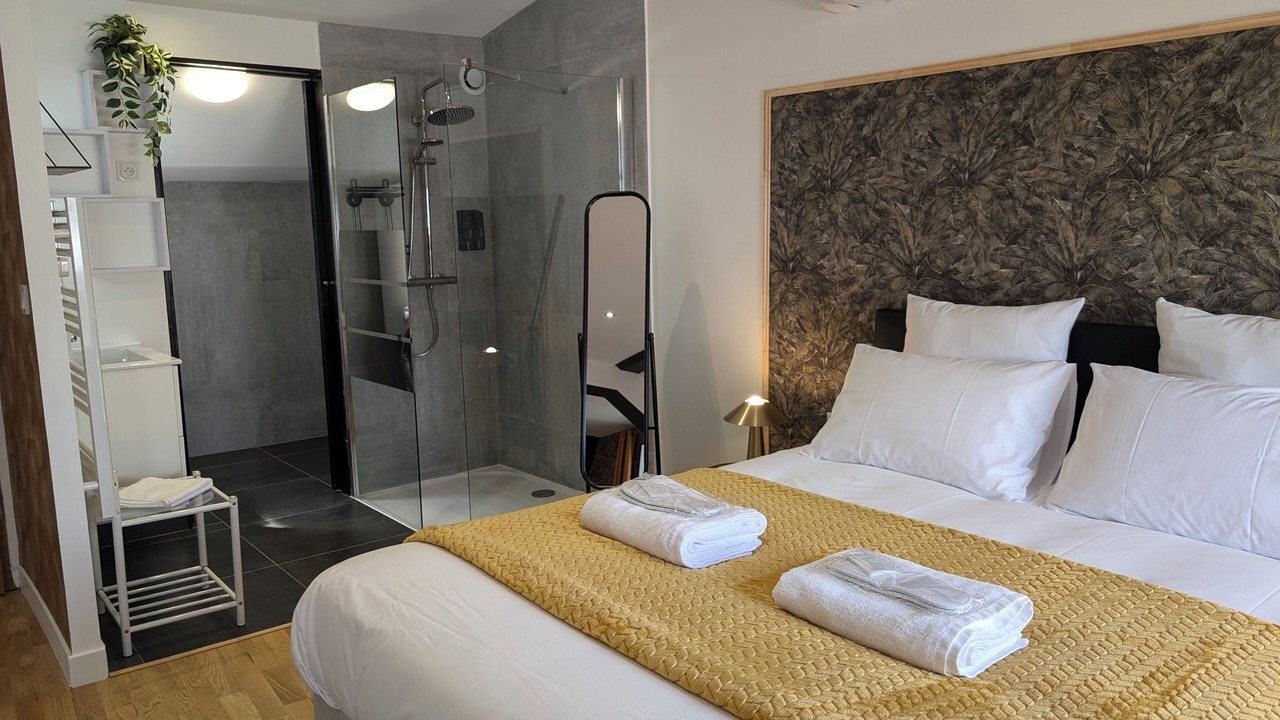 Photo of Bedroom in Montlucon