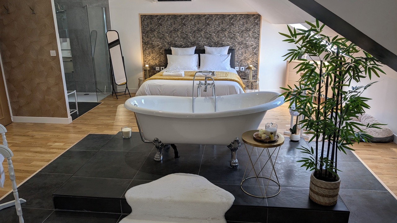 Photo of Bedroom in Montlucon