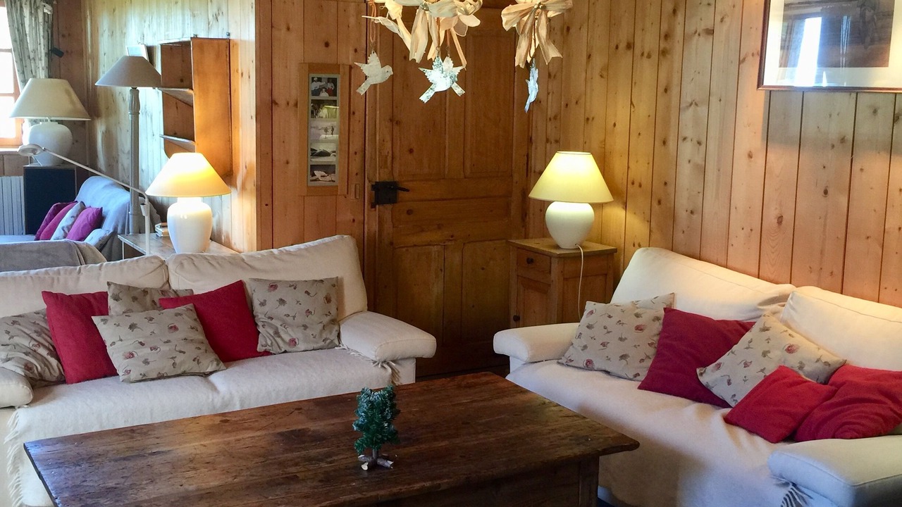 Photo of Livingroom in Les Hopitaux-Vieux