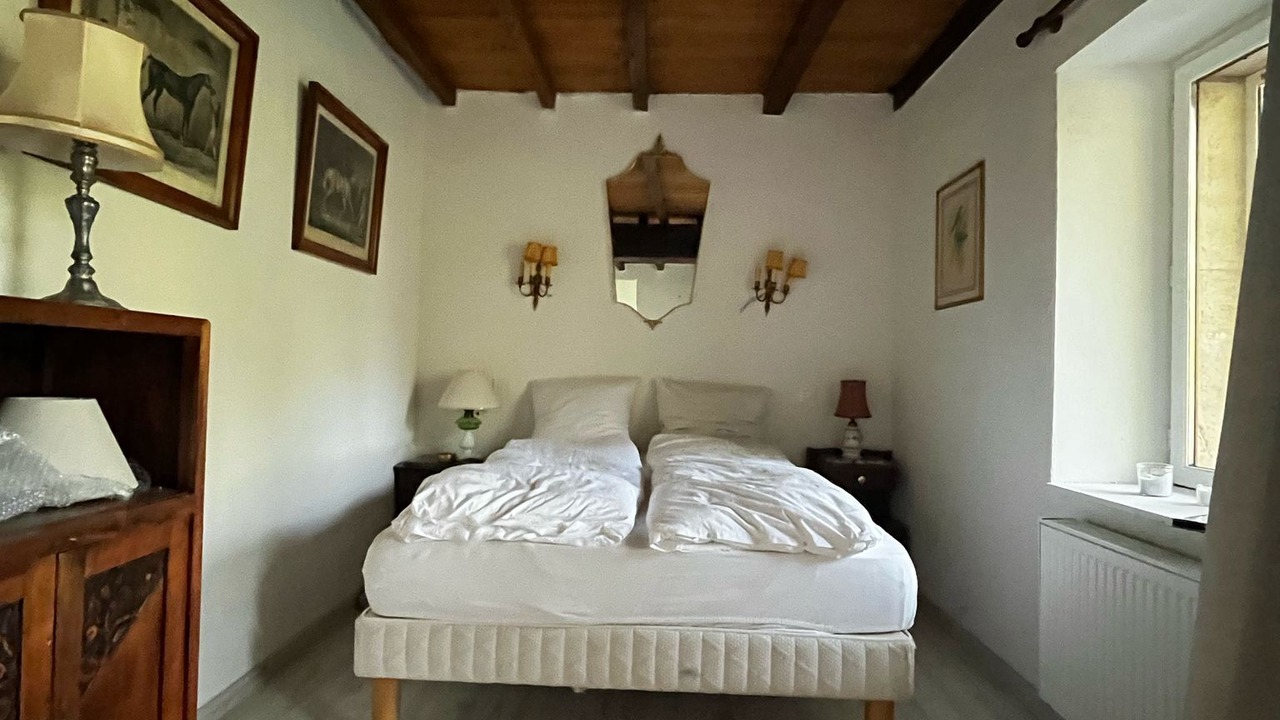 Photo of Bedroom in Sagy