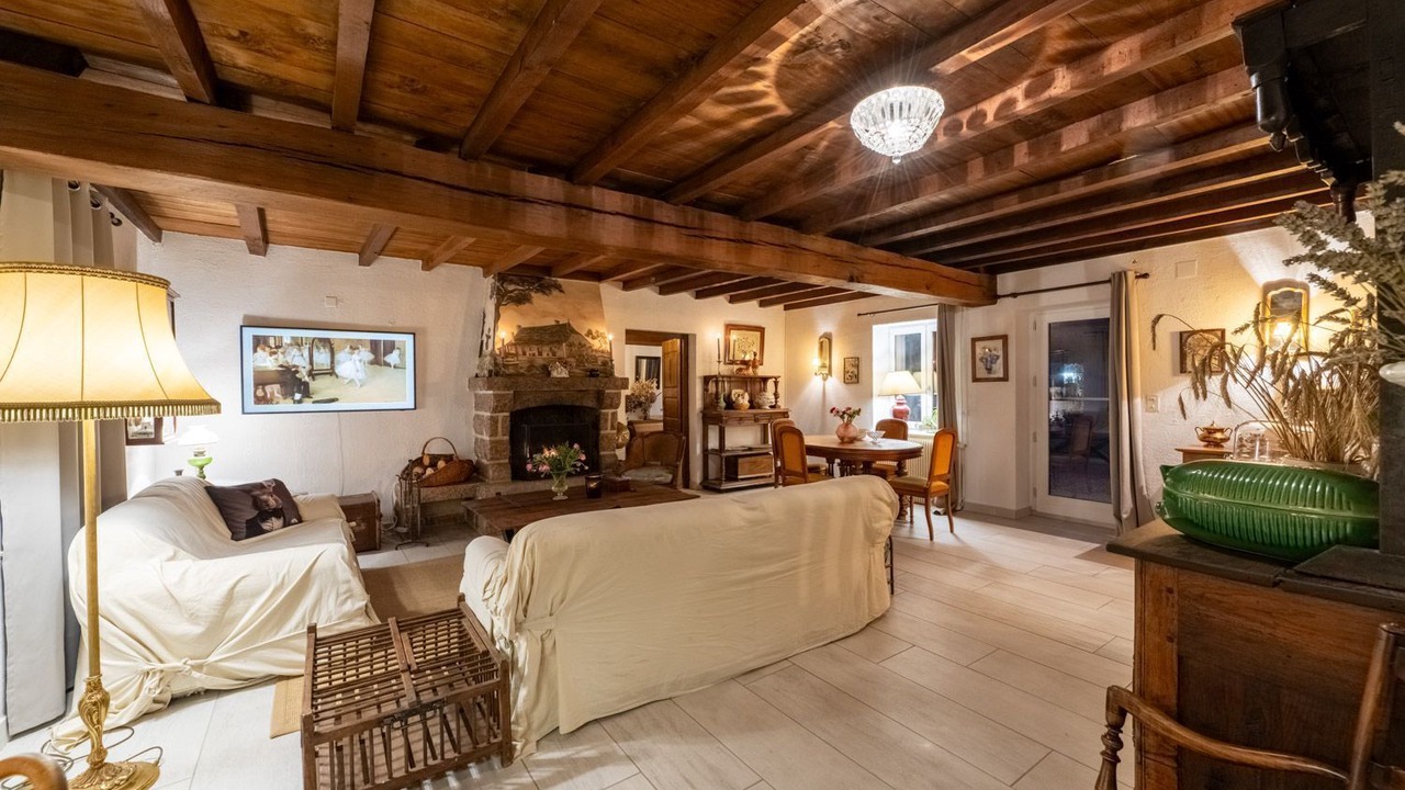 Photo of Livingroom in Sagy