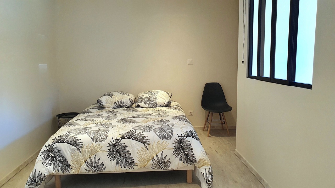 Photo of Bedroom in Vesseaux