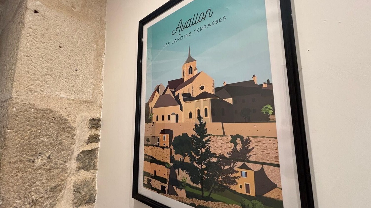 Photo of Others in Avallon